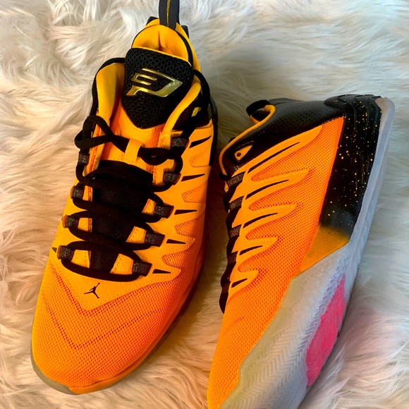 SUPER RARE- Deadstock Jordan CP3 IX Yellow Dragons 7Y - Picture 2 of 8